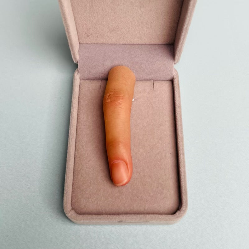 custom finger J9