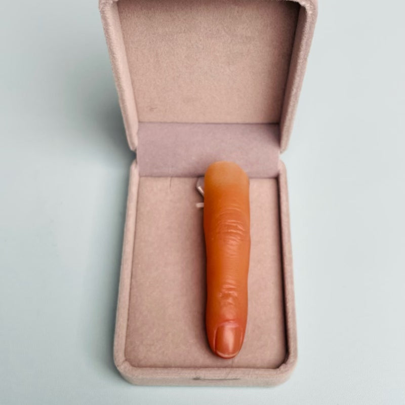 custom finger Y9