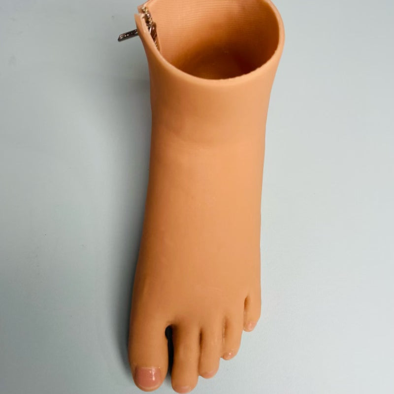 Customized foot prosthesis